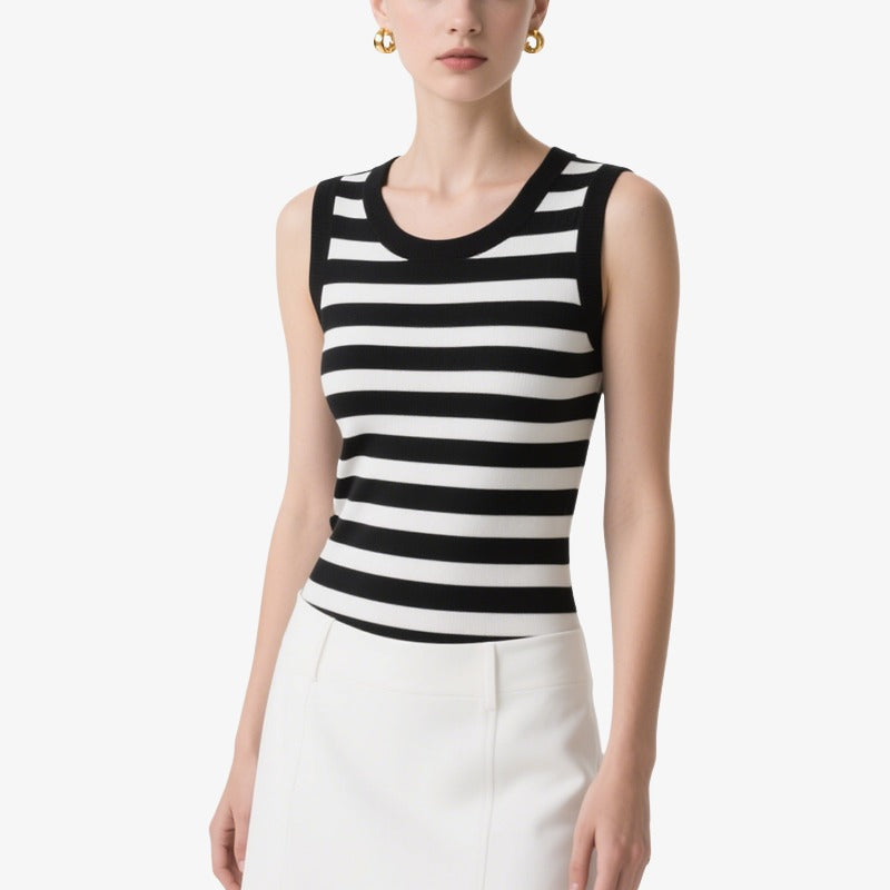 Black and White Striped Sleeveless Knitted Crew Neck Vest