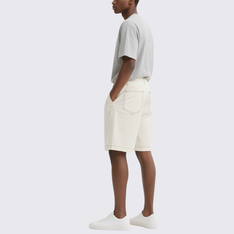 Men's Casual Shorts Are Simple in Design