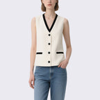 Simple and Capable Off-White Contrasting V-Neck Sleeveless Vest