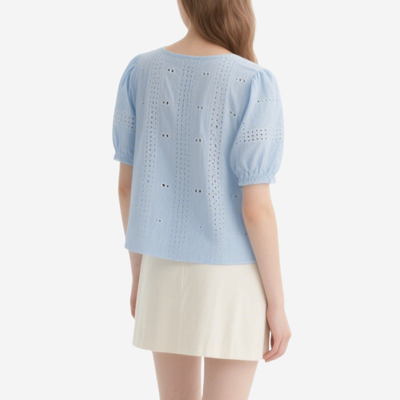 Fresh and Romantic Light Blue Embroidered V-Neck Puff Sleeve Short-Sleeved Shirt