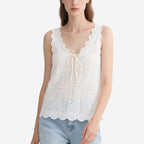 Sweet and Fresh White Lace V-Neck Sleeveless Lace Shirt